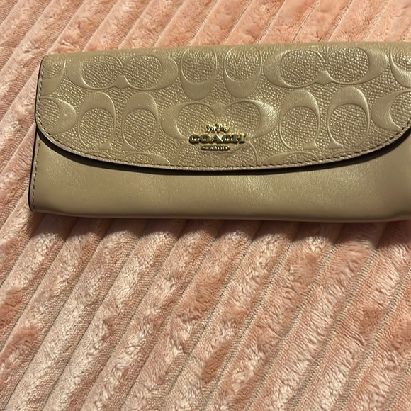 Coach Handbags - Coach Wallet
